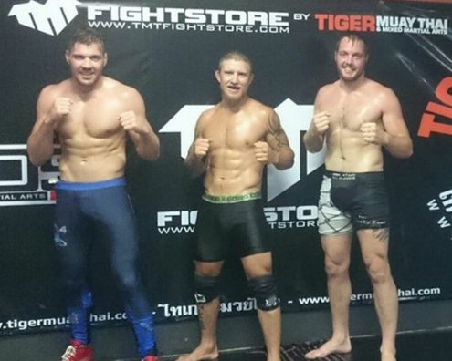 DU PLESSIS BROTHER DEBUTS SAME NIGHT DRICUS FIGHTS FOR TITLE